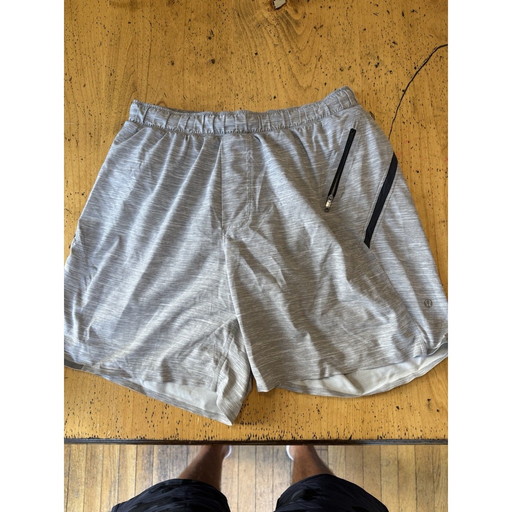 Lululemon Surge Short 7" Heather Allover Sea Salt   Medium  Lined M7AB2S